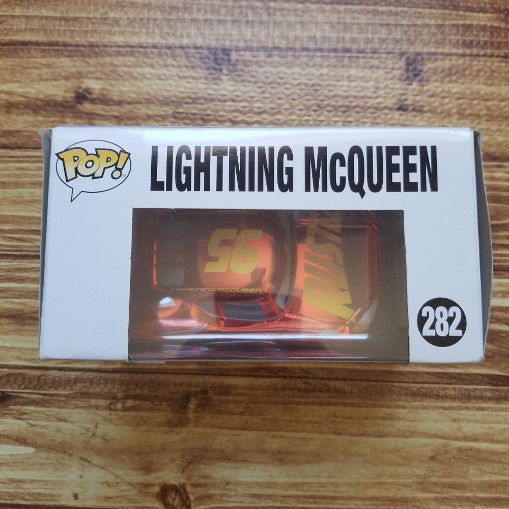 Disney Pixar Funko Pop Lightning McQueen Collectible Figure #282 - Picture 4 of 7